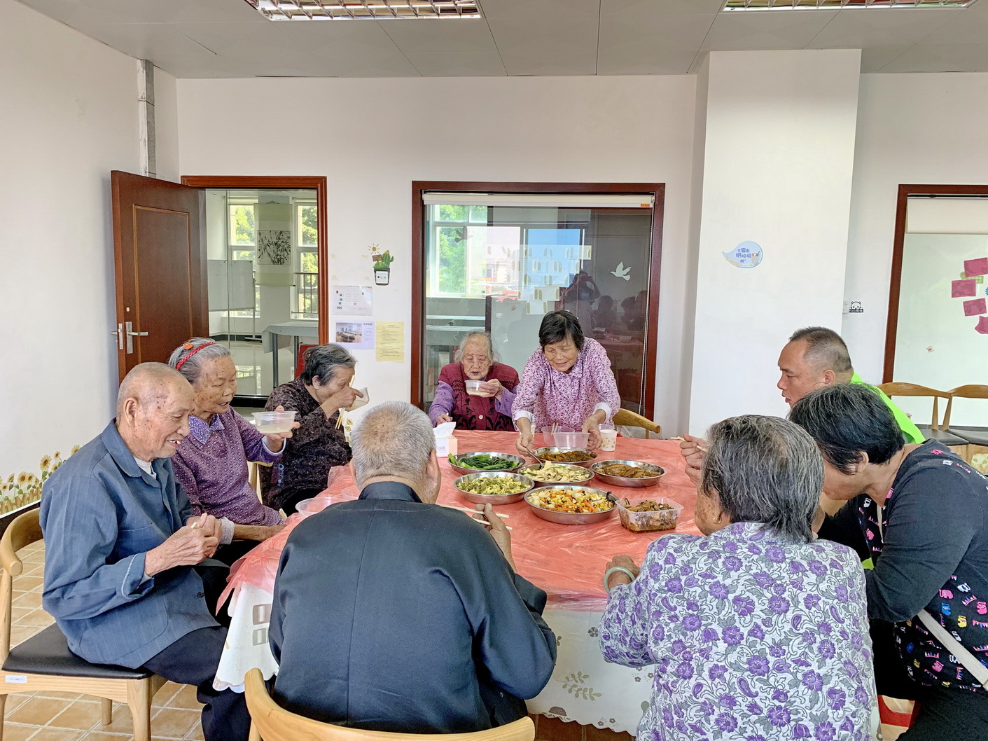 【一餐住家饭】“齐家欢,话家常”长者午餐陪伴活动第十二期